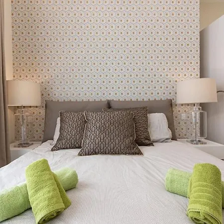 Modern Two Bedroom Penthouse! Saint Julian's