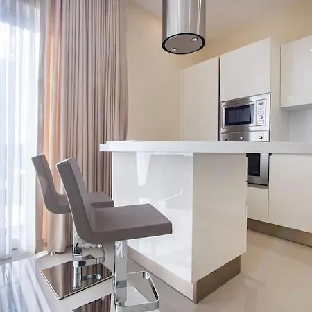 Modern Two Bedroom Penthouse! * Saint Julian's